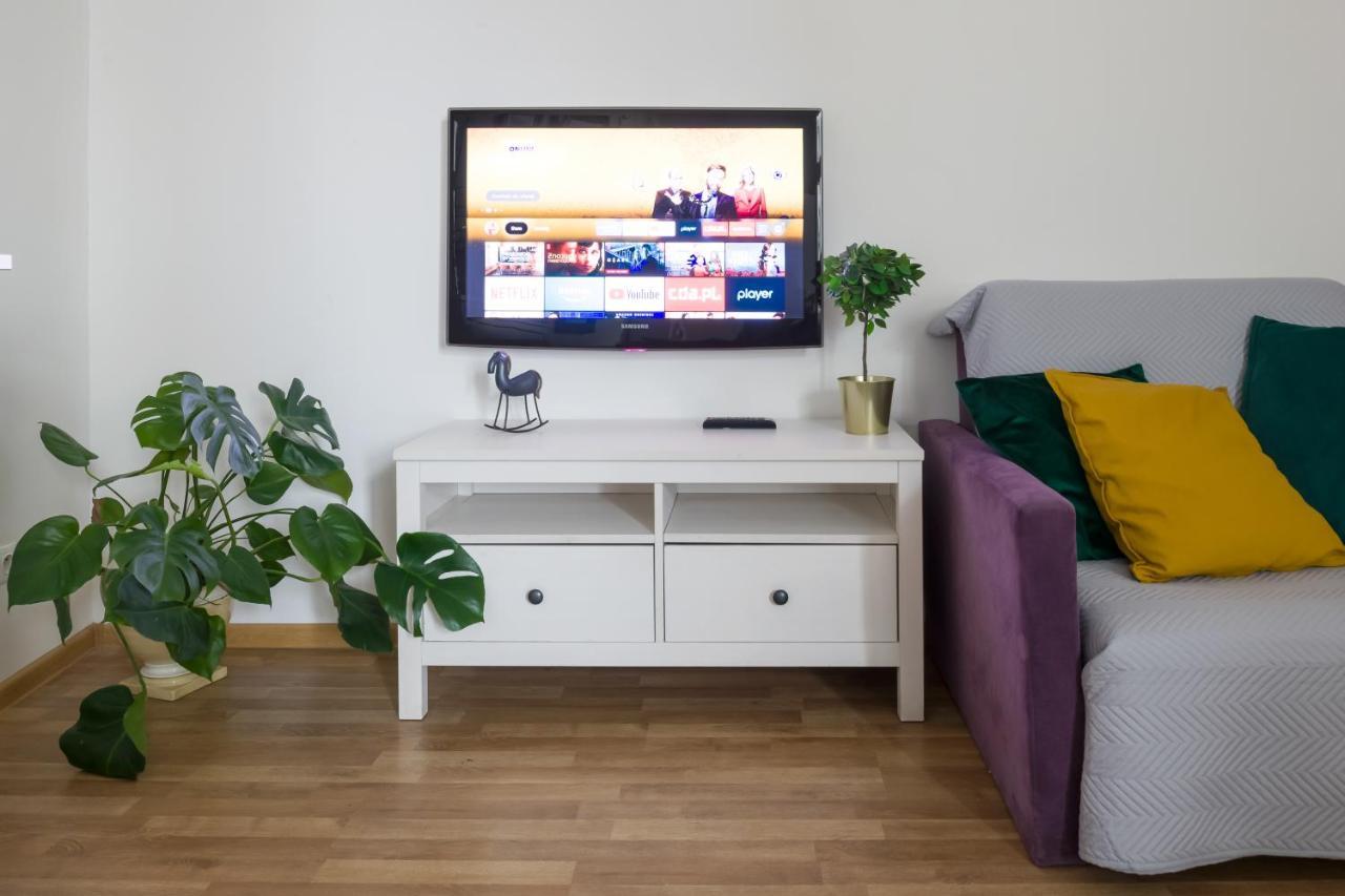 Discover Krakow Apartments - 3 Rakowicka St - Classic Apartments Near Main Station - Netflix エクステリア 写真