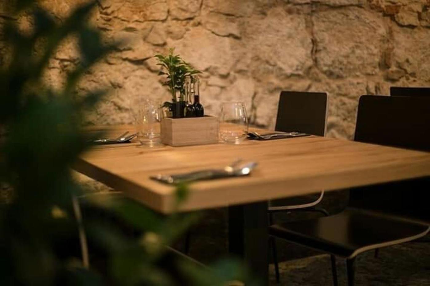 Discover Krakow Apartments - 3 Rakowicka St - Classic Apartments Near Main Station - Netflix エクステリア 写真