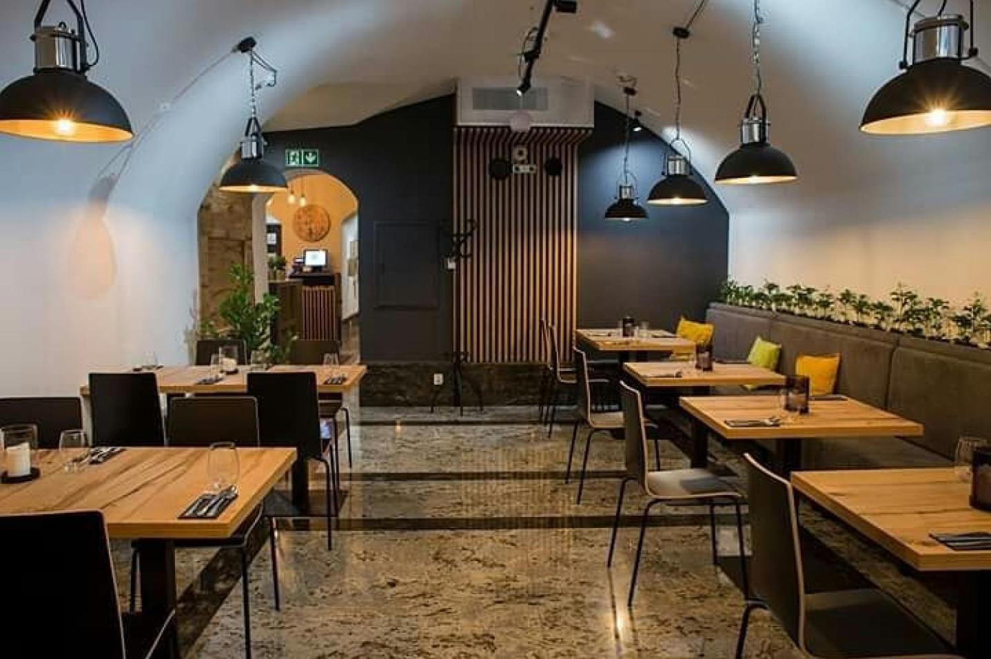 Discover Krakow Apartments - 3 Rakowicka St - Classic Apartments Near Main Station - Netflix エクステリア 写真